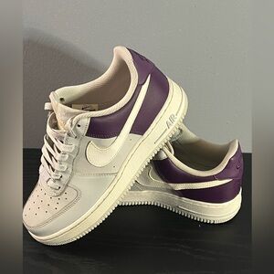 Nike Air Force 1 (GS) in Neutral Grey and White